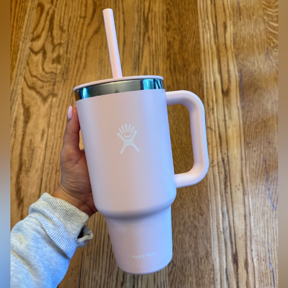 HydroFlask Pink Tumblr 32oz